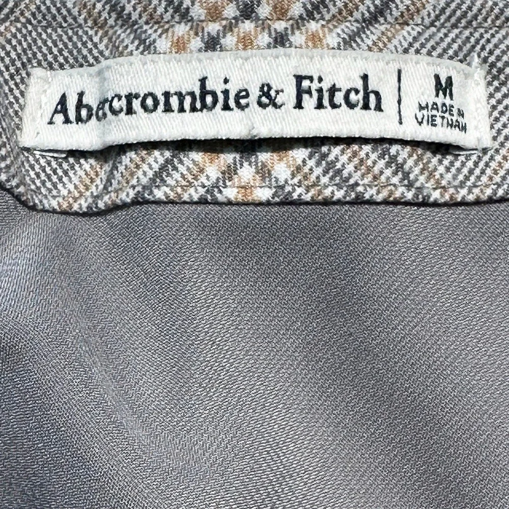 ABERCROMBIE & FITCH Y2K Plaid Mini Skirt • Medium • gray, tan, white - Picture 5 of 7